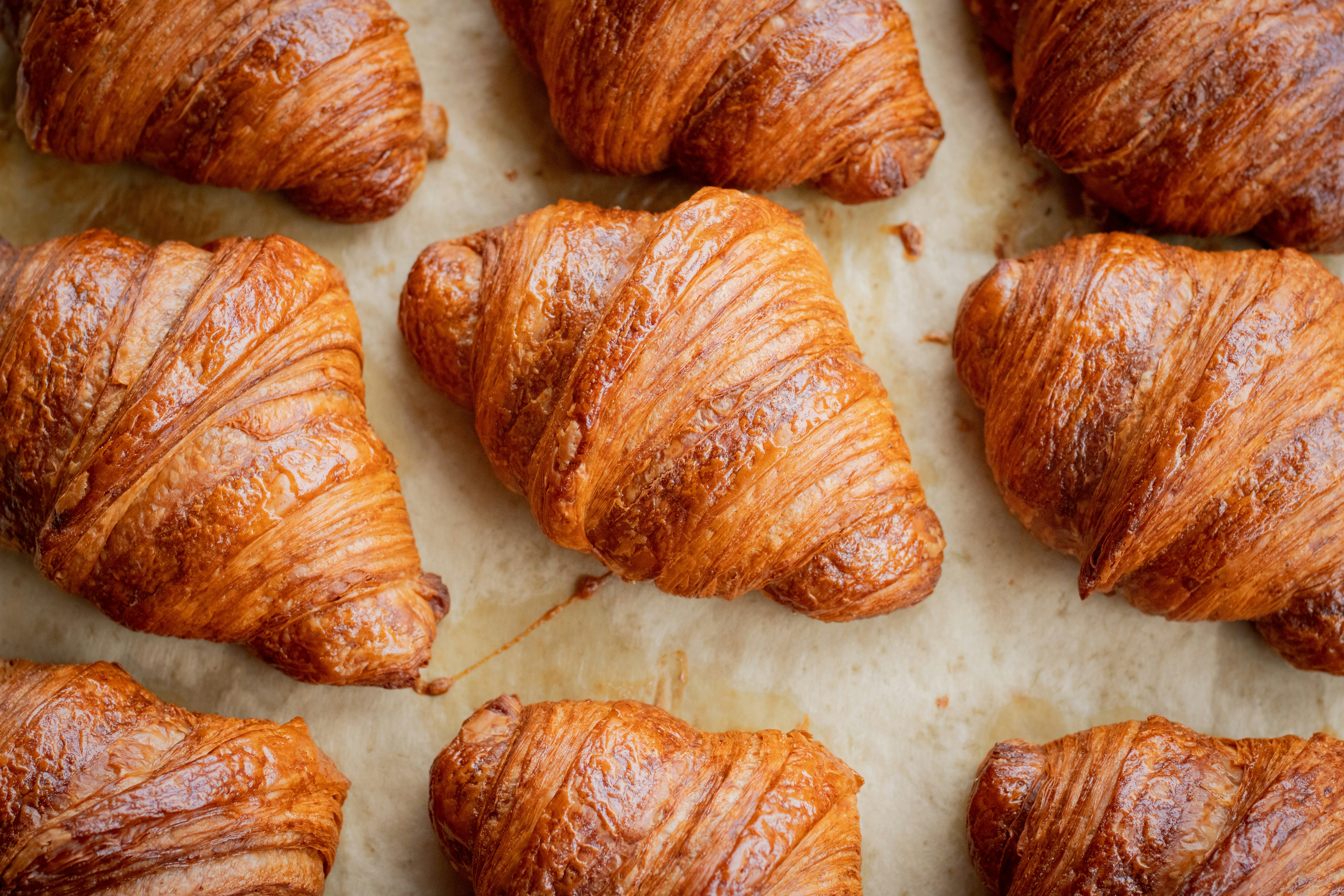 In einer französischen Pâtisserie bestellen: Sätze & Etikette